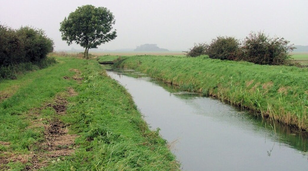 "Watton"-foto av Keith Allison (CC BY-SA) / Urklipp från original