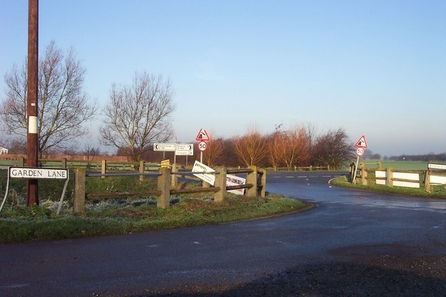 Photo "Wisbech St. Mary" by Jonathan Billinger (CC BY-SA) / Cropped from original