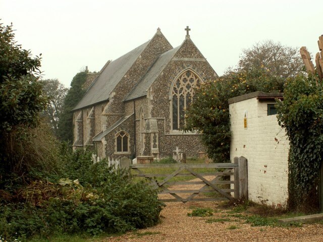 Foto “Alderton” tomada por Robert Edwards (CC BY-SA); recorte de la original