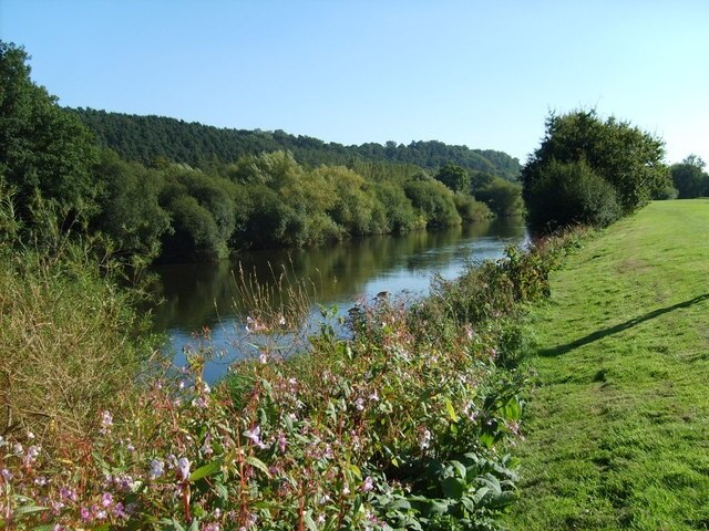 Foto „Astley Abbotts“ von Gordon Griffiths (CC BY-SA)/zugeschnittenes Original