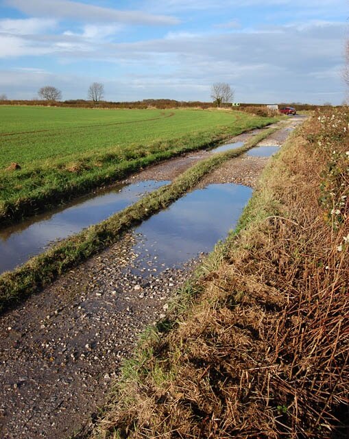 Photo "Humbleton" by Paul Harrop (CC BY-SA) / Cropped from original