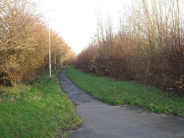 Foto "New Waltham" por Roger Gilbertson (CC BY-SA) / Recortada de la original