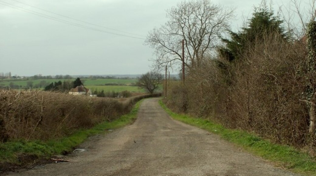 Kuva ”Stapleford Abbotts” käyttäjältä Robert Edwards (CC BY-SA) / rajattu alkuperäisestä kuvasta