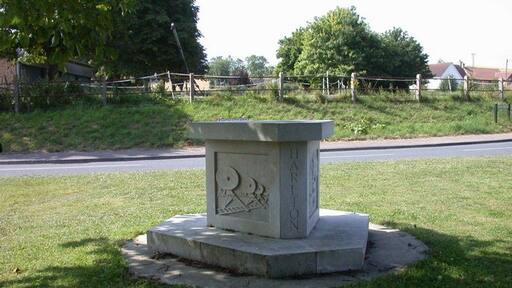 Foto „Harlton“ von Keith Edkins (CC BY-SA)/zugeschnittenes Original