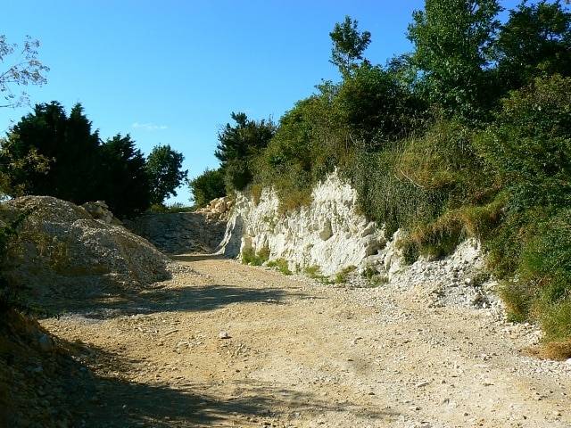 Foto "Etchilhampton" por Brian Robert Marshall (CC BY-SA) / Recortada de la original