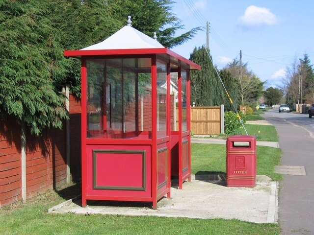 Ảnh "Làng Alpington" của Graham Hardy (CC BY-SA) / Cắt từ ảnh gốc