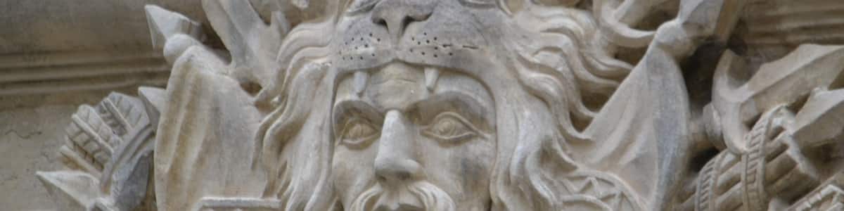 Photo "Suze-la-Rousse 2012. Le chateau" by TRANOS APOSTOLOS (Creative Commons Attribution 3.0) / Cropped from original