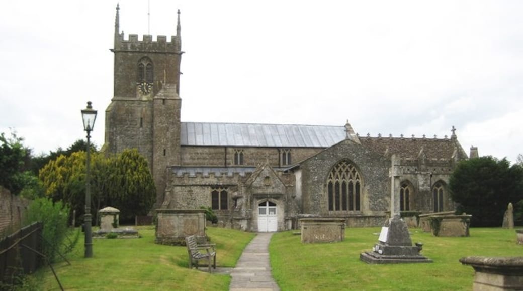 Foto "Urchfont" de Nigel Cox (CC BY-SA) / Recortada de la original