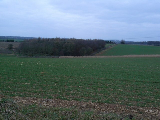 Photo "Coln St. Dennis" by Jennifer Luther Thomas (CC BY-SA) / Cropped from original