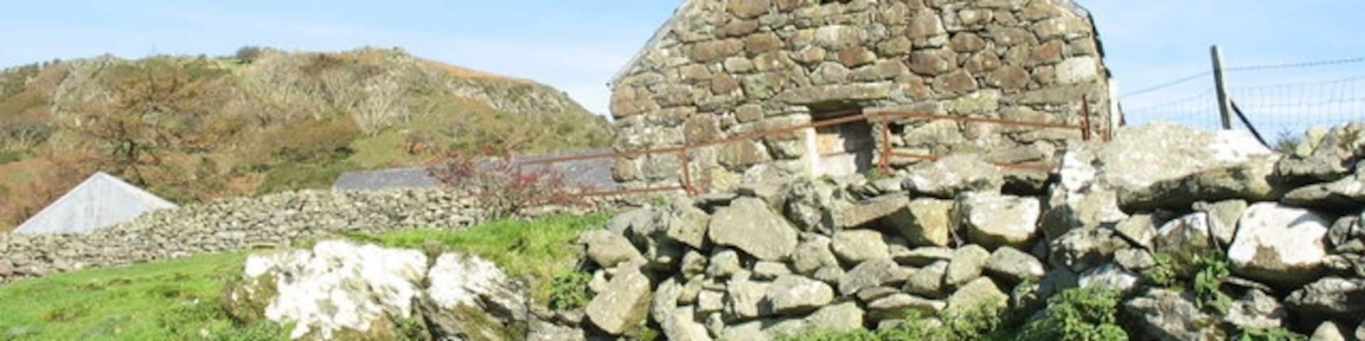 Old stone barn at Cwm Bach