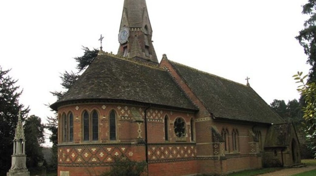 Foto “Ayot St Peter” tomada por John Salmon (CC BY-SA); recorte de la original