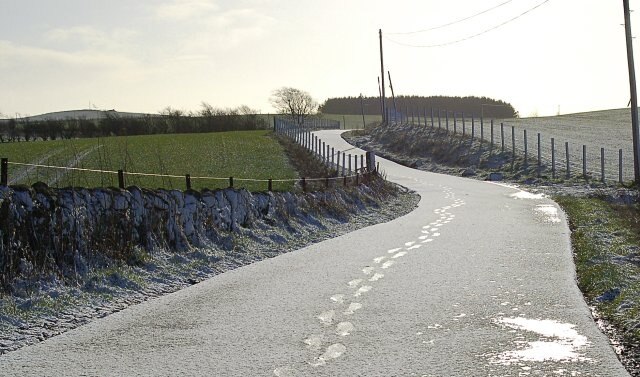 Show me the way home Early morning foot prints on the Cassingray road. They are not mine!