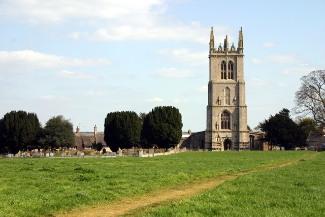 Foto “Titchmarsh” tomada por Richard Dear (CC BY-SA); recorte de la original