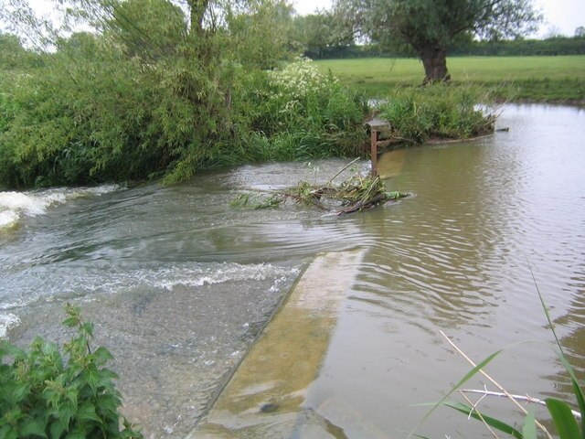 Foto „Gawcott with Lenborough“ von Tom Dickens (CC BY-SA)/zugeschnittenes Original
