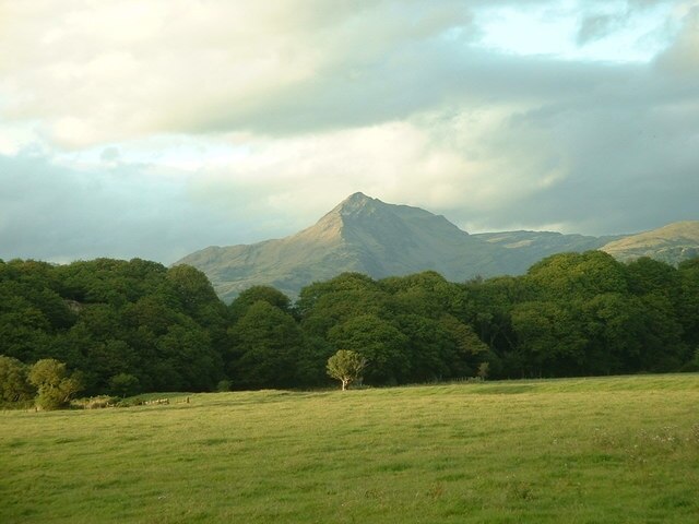 Looking over Hir Ynys towards Cnicht