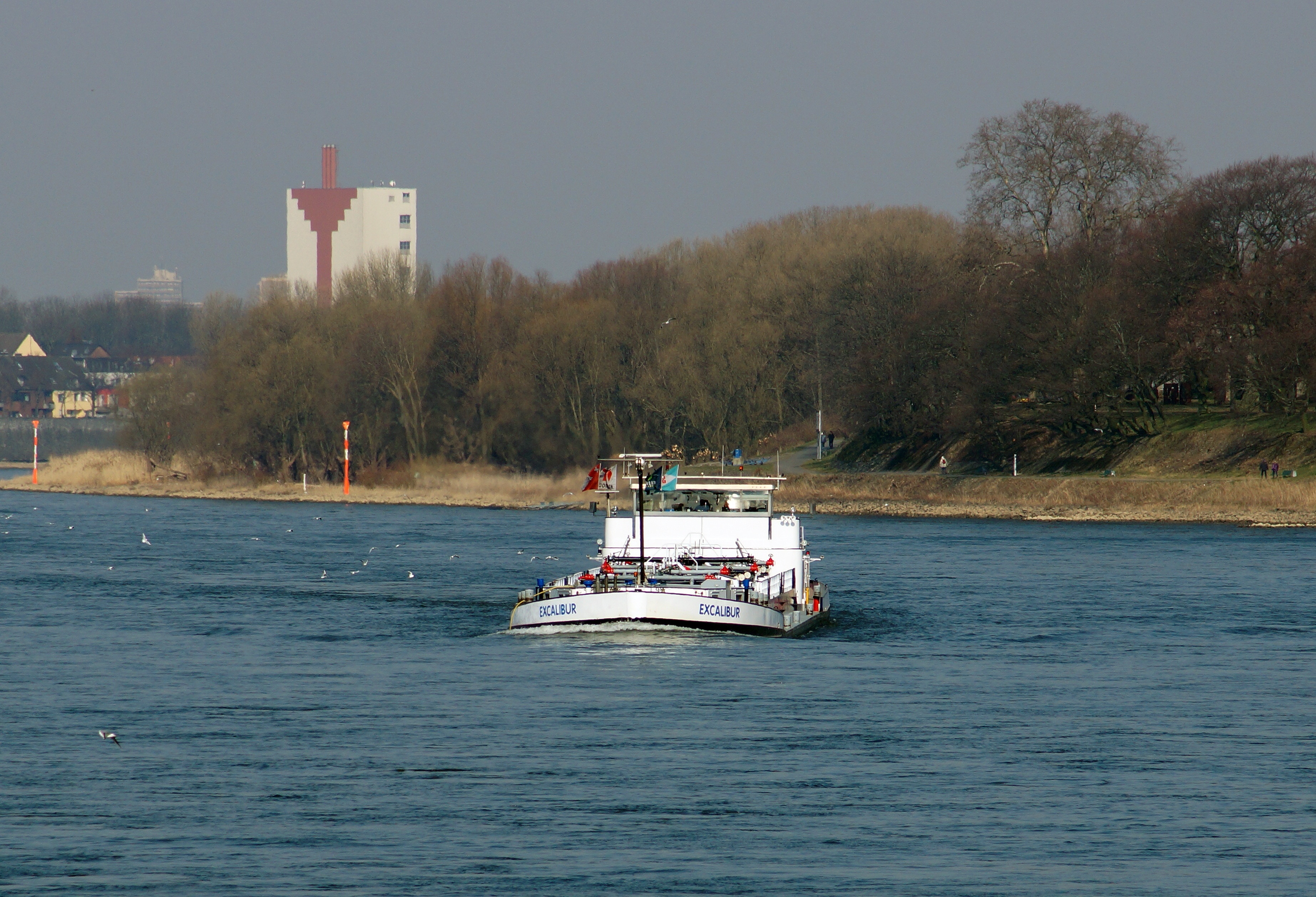 Photo "<h2>Best places to stay offering breakfast</h2>" by Rolf H. (CC BY) / Cropped from original