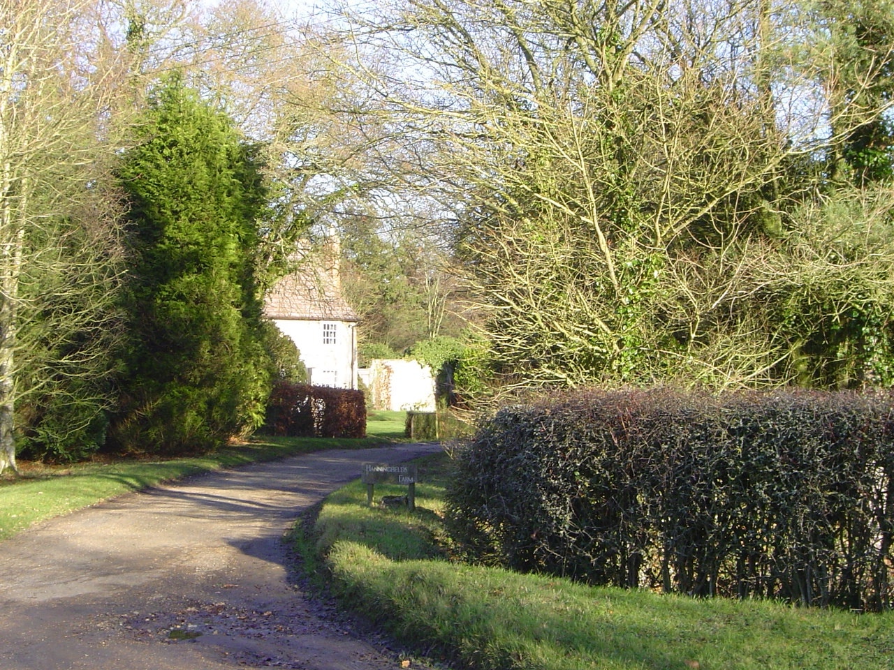 Photo "Lawshall" by Finnish Gas (CC BY-SA) / Cropped from original