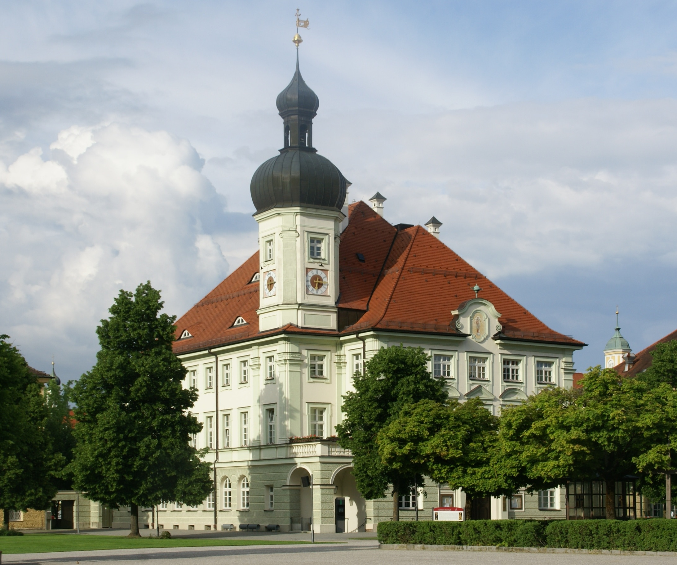 Foto "Altötting" de Prof. emeritus Hans Schneider (Geyersberg) (CC BY) / Recortada de la original