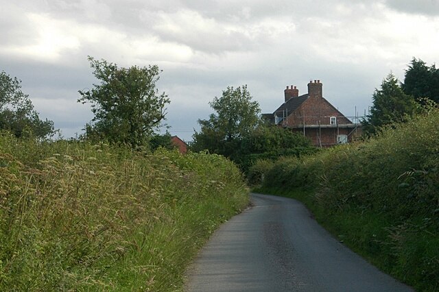 "Loppington"-foto av Row17 (CC BY-SA) / Urklipp från original