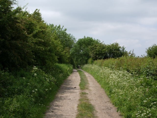 "Oughterside and Allerby"-foto av Alexander P Kapp (CC BY-SA) / Urklipp från original