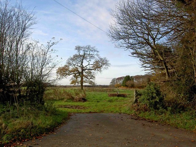 Ảnh "Làng Melton Ross" của Steve F (CC BY-SA) / Cắt từ ảnh gốc