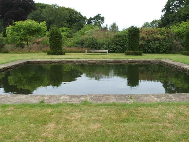 "Scampston"-foto av JThomas (CC BY-SA) / Urklipp från original