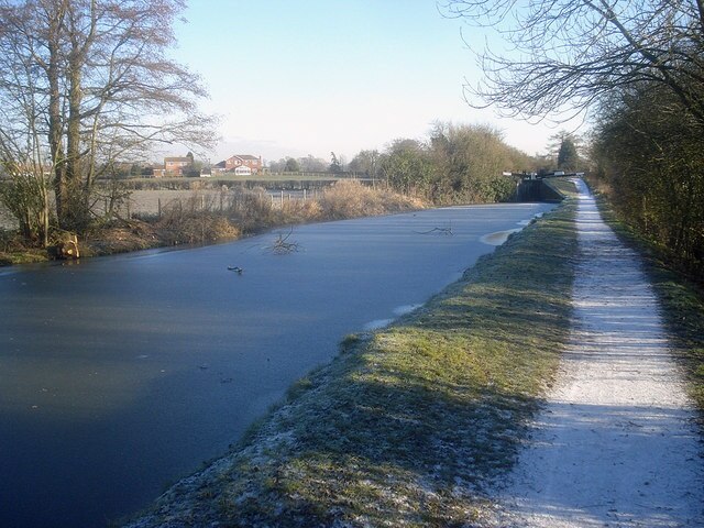 Foto “Stoke” tomada por Trevor Rickard (CC BY-SA); recorte de la original