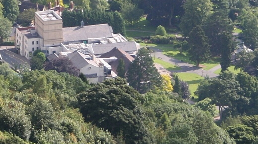 Photo "West Malvern" by Bob Embleton (CC BY-SA) / Cropped from original