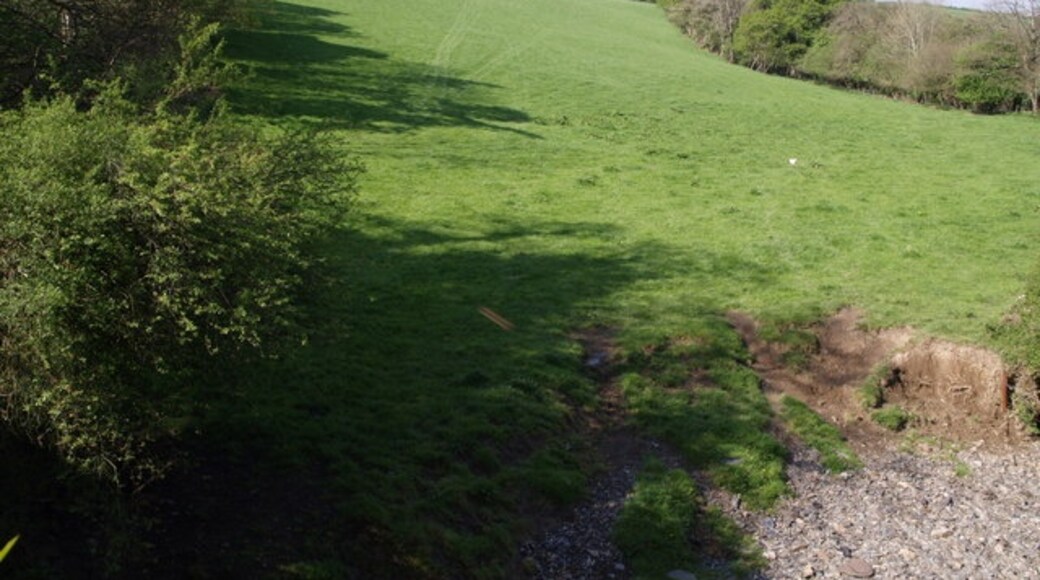 "Marystow"-foto av Derek Harper (CC BY-SA) / Urklipp från original