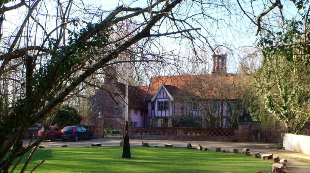 Foto „Syleham“ von nick macneill (CC BY-SA)/zugeschnittenes Original