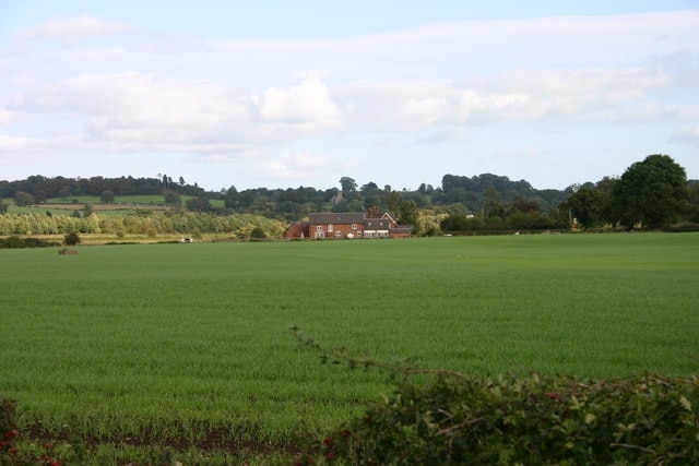 Photo "Marston" by Stephen Pearce (CC BY-SA) / Cropped from original