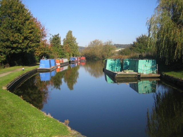 "Northchurch"-foto av Nigel Cox (CC BY-SA) / Urklipp från original