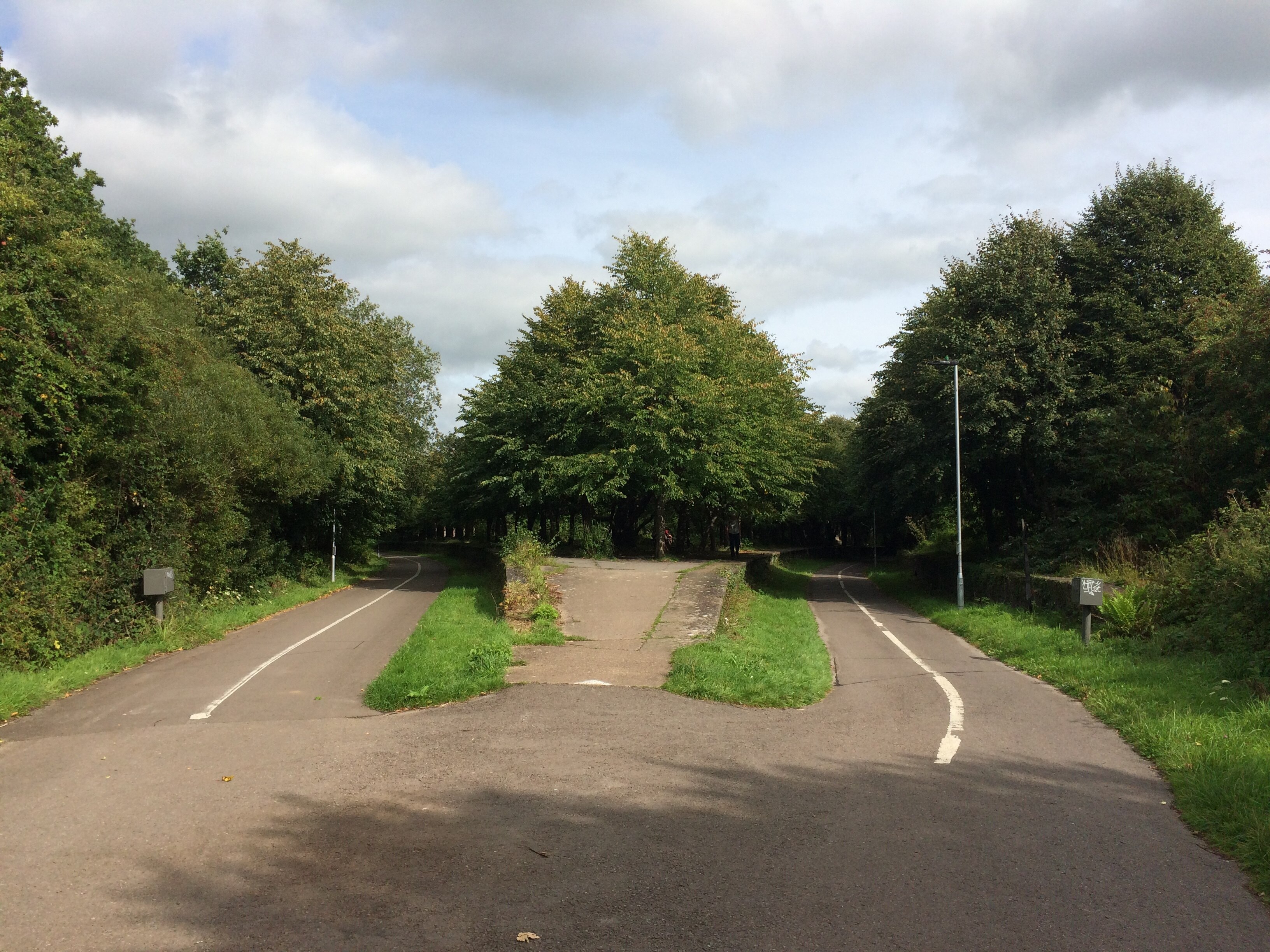 Kuva ”Emersons Green” käyttäjältä don cload (CC BY-SA) / rajattu alkuperäisestä kuvasta