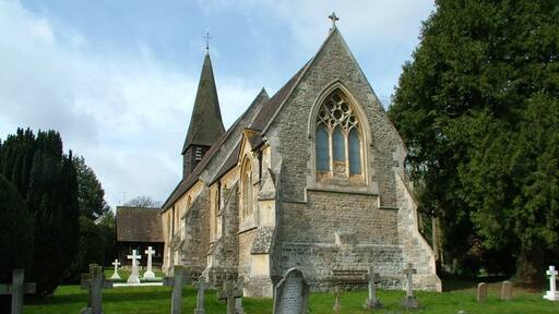 Photo "Stapleford" by Melvyn Cousins (CC BY-SA) / Cropped from original