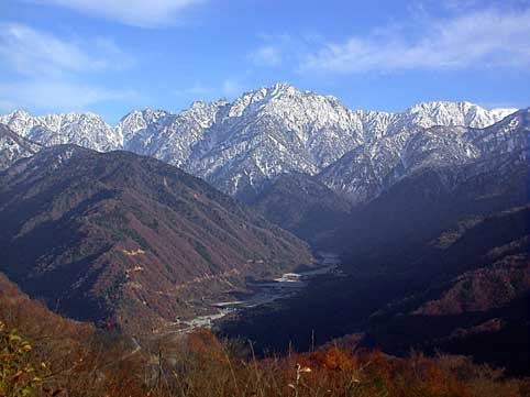 Mount Tsurugi and Hayatsuki river seen from the WNW.