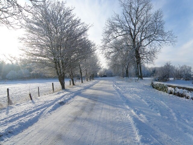 Foto “Old Weston” tomada por Michael Trolove (CC BY-SA); recorte de la original