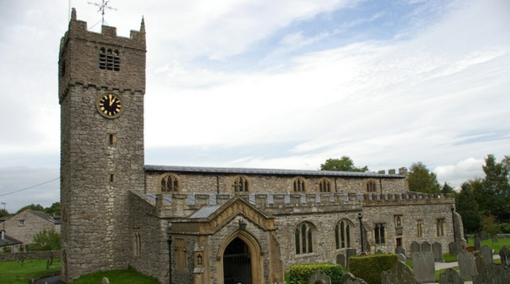 Foto "Beetham" oleh Alexander P Kapp (CC BY-SA) / Dipotong dari foto asli