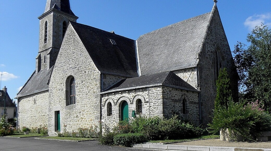 « Parigné-sur-Braye», photo de GO69 (CC BY-SA) / rognée de l’originale