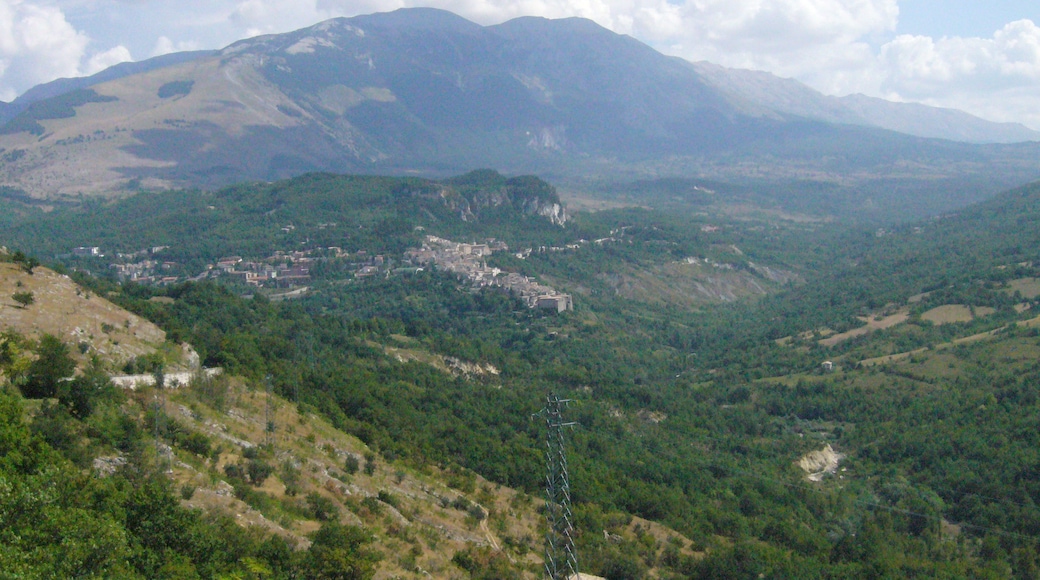 Foto „Caramanico Terme“ von maury3001 (CC BY)/zugeschnittenes Original
