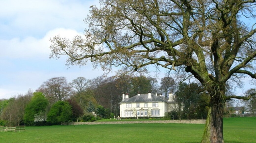 Foto „South Stainley mit Cayton“ von David Rogers (CC BY-SA)/zugeschnittenes Original