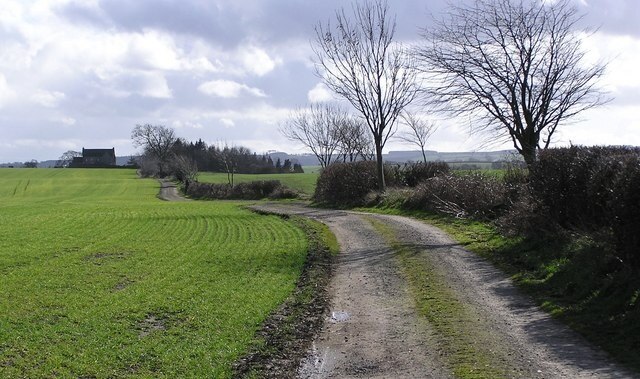 Foto “Caldwell” tomada por Hugh Mortimer (CC BY-SA); recorte de la original