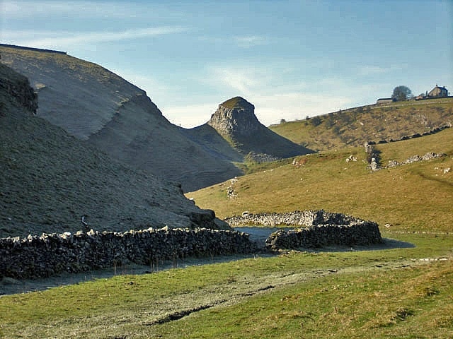 Photo "Wardlow" by Row17 (CC BY-SA) / Cropped from original