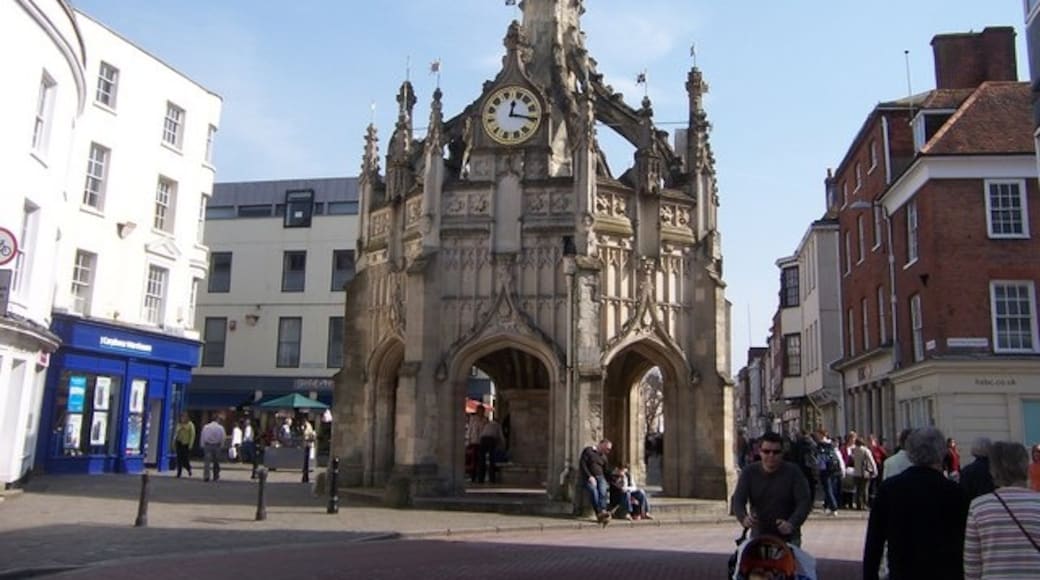 Photo "Chichester Market Cross" by Colin Babb (CC BY-SA) / Cropped from original