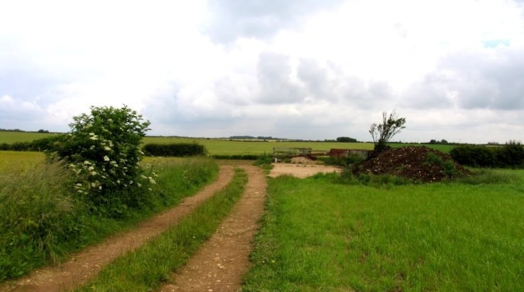 Foto "Leadenham" por Andrew Tatlow (CC BY-SA) / Recortada de la original