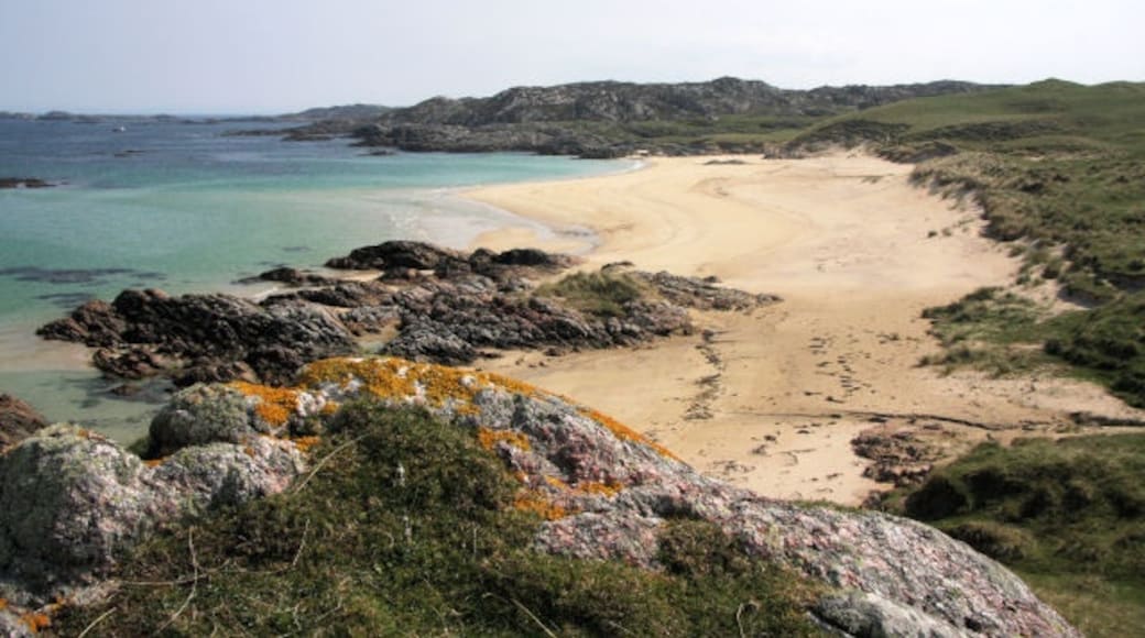 Photo "Isle of Coll" by Bob Jones (CC BY-SA) / Cropped from original