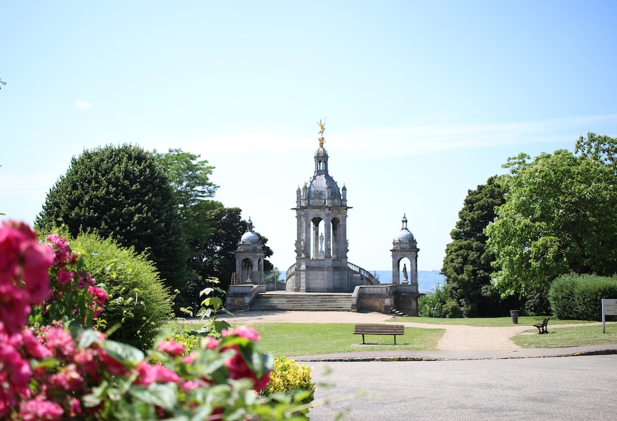 Le monument Jeanne d'Arc à Bonsecours (France)