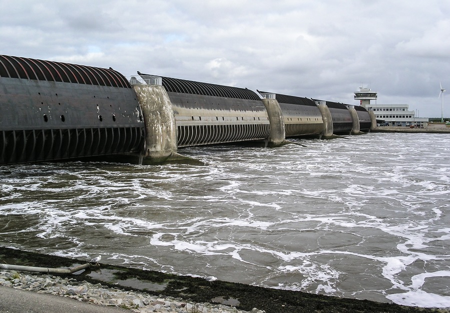 Eidersperrwerk bei Wesselburenerkoog, Schleswig-Holstein, Deutschland