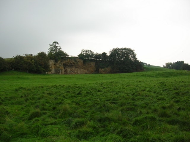 Foto “Spofforth con Stockeld” tomada por DS Pugh (CC BY-SA); recorte de la original