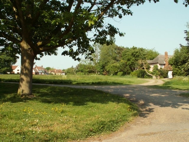 Part of Malting Green This is a view from the end of Fields Farm Road.