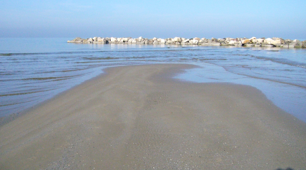 « Plage Riccio Beach», photo de maury3001 (CC BY) / rognée de l’originale
